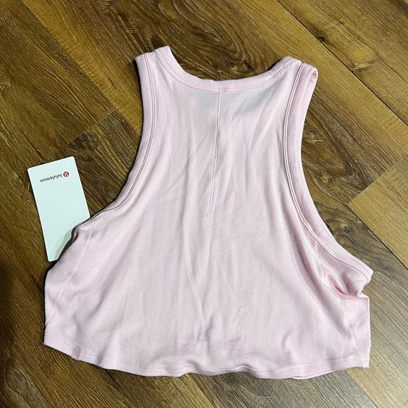 Lululemon Hold tight crop tank size 12 in pink - Picture 6 of 8